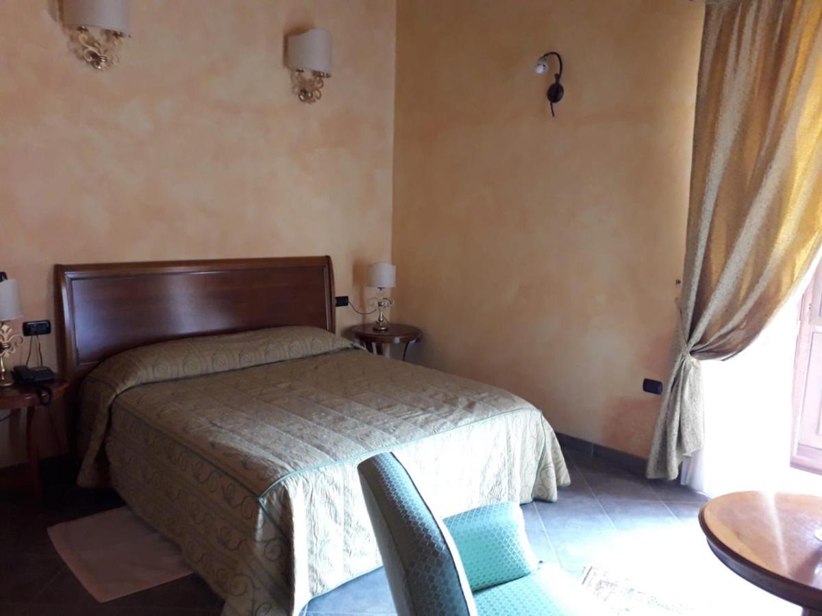 Palazzo Marzano Hotel Briatico Exterior photo