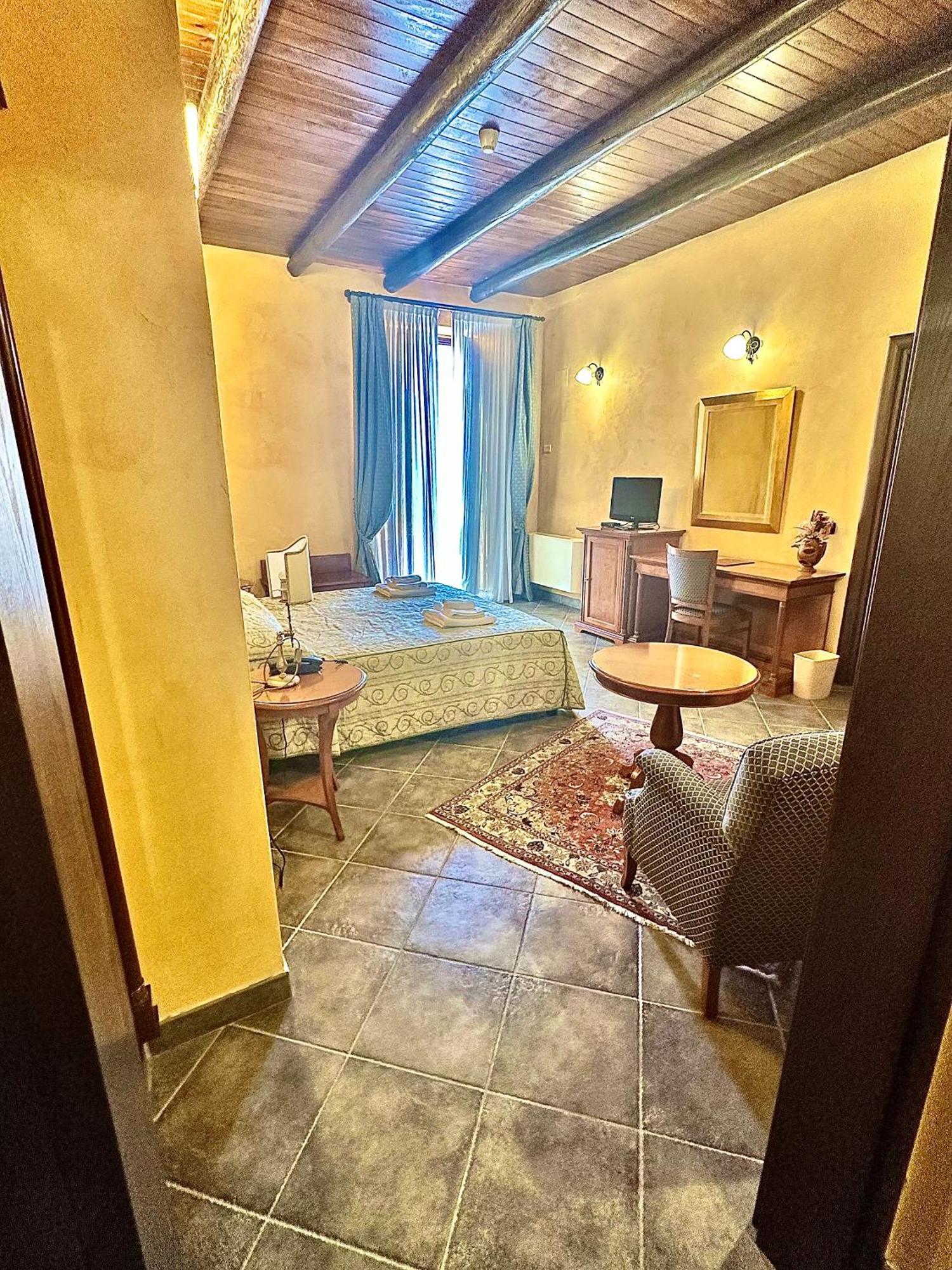 Palazzo Marzano Hotel Briatico Exterior photo